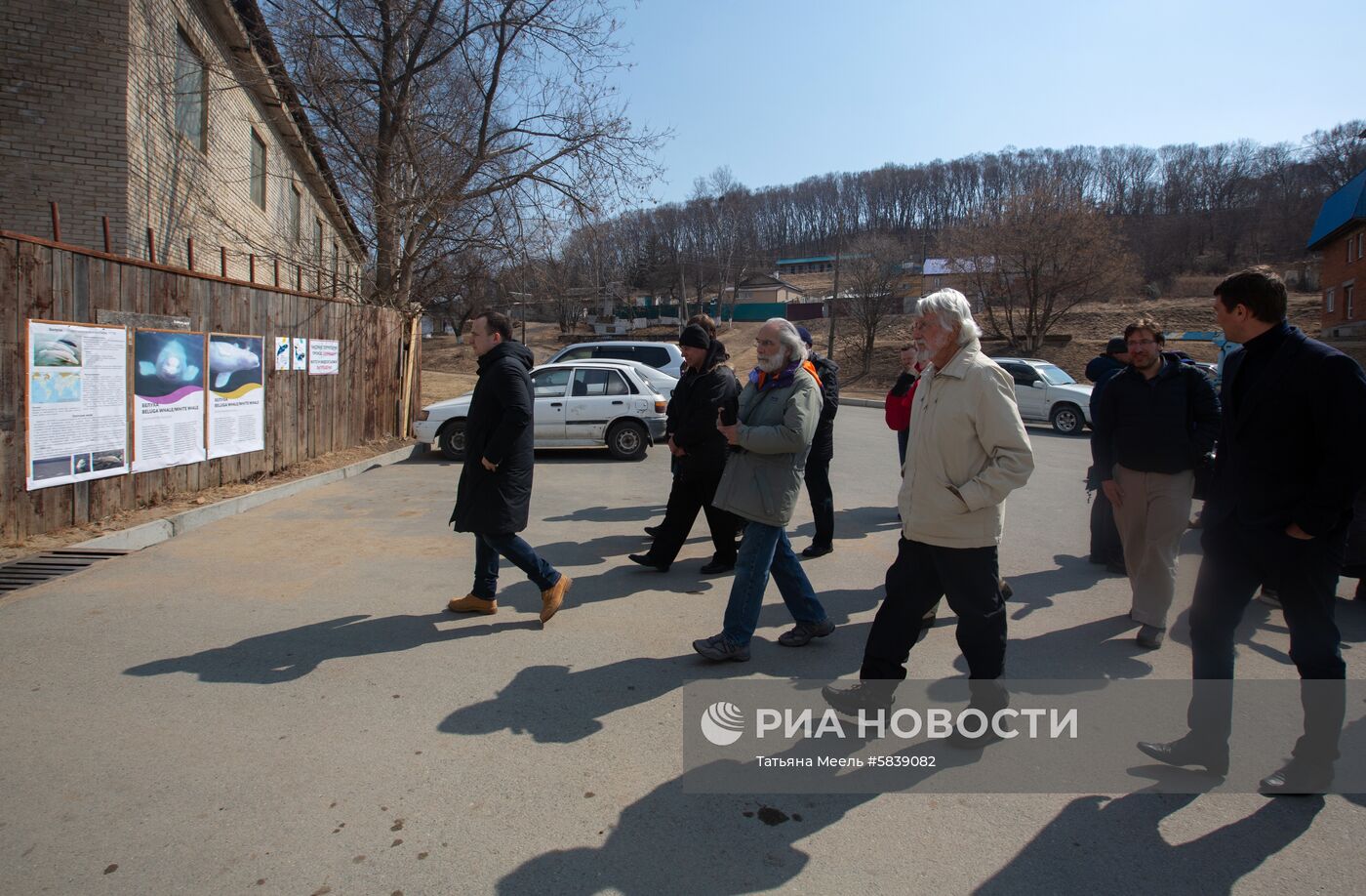 Жан-Мишель Кусто посетил "китовую тюрьму" в Приморье