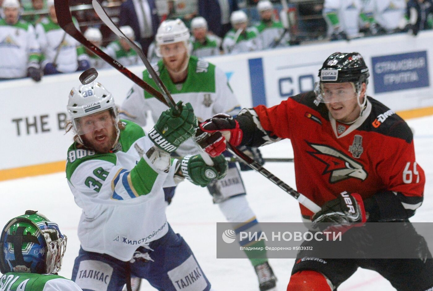 Хоккей. КХЛ. Матч "Авангард" - "Салават Юлаев"