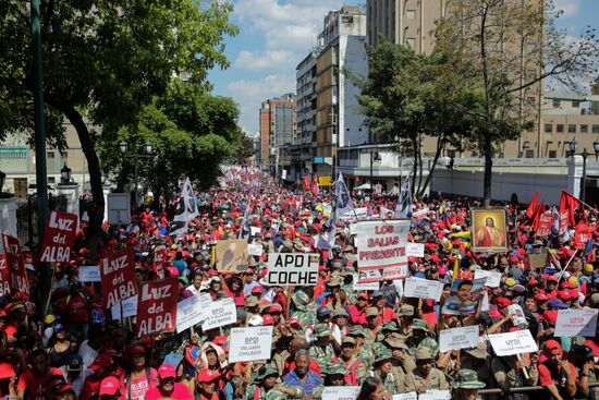 Акция в поддержку президента Венесуэлы Н. Мадуро