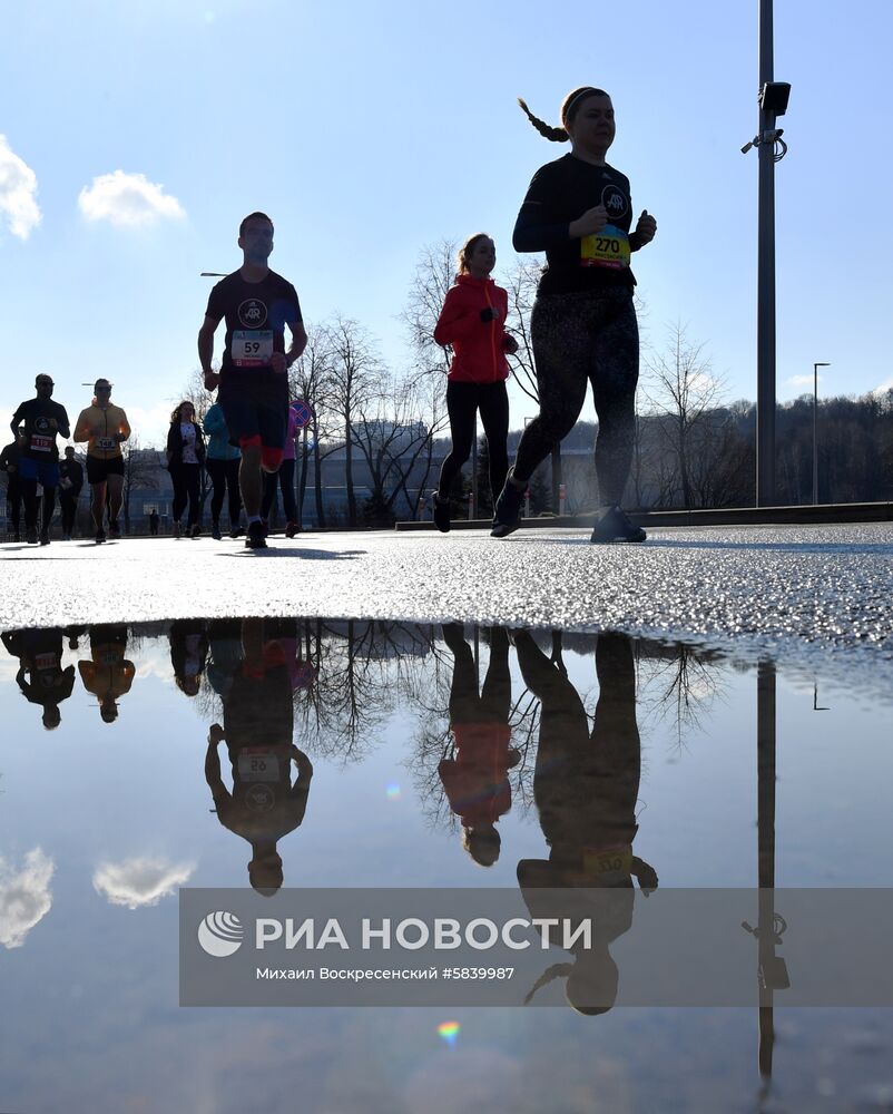 Забег "Апрель" в "Лужниках"