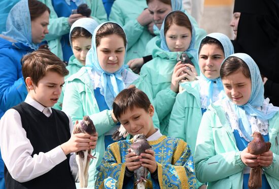 Божественная литургия в праздник Благовещения Пресвятой Богородицы