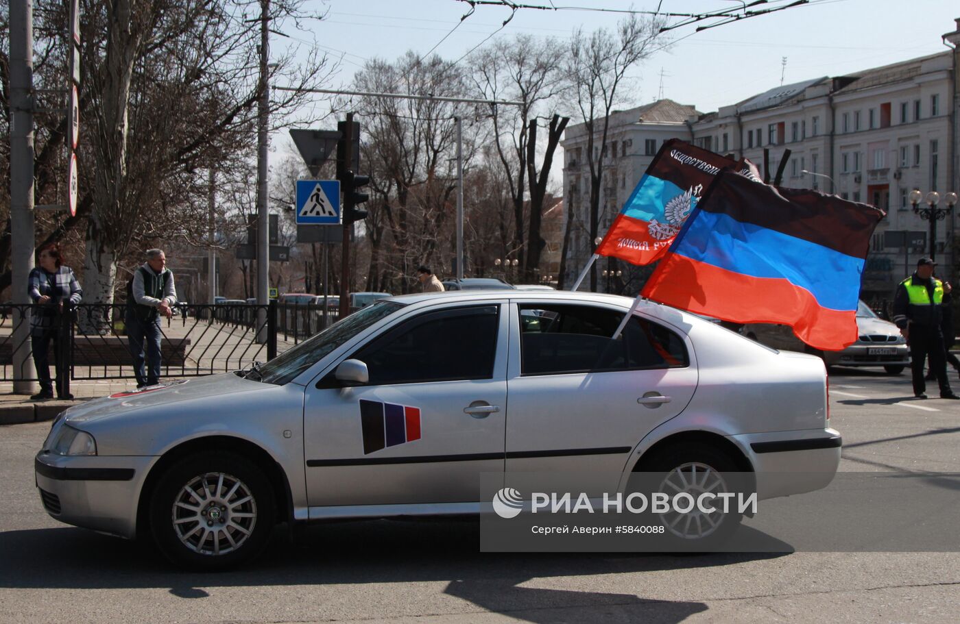 Митинг в честь пятилетия провозглашения ДНР