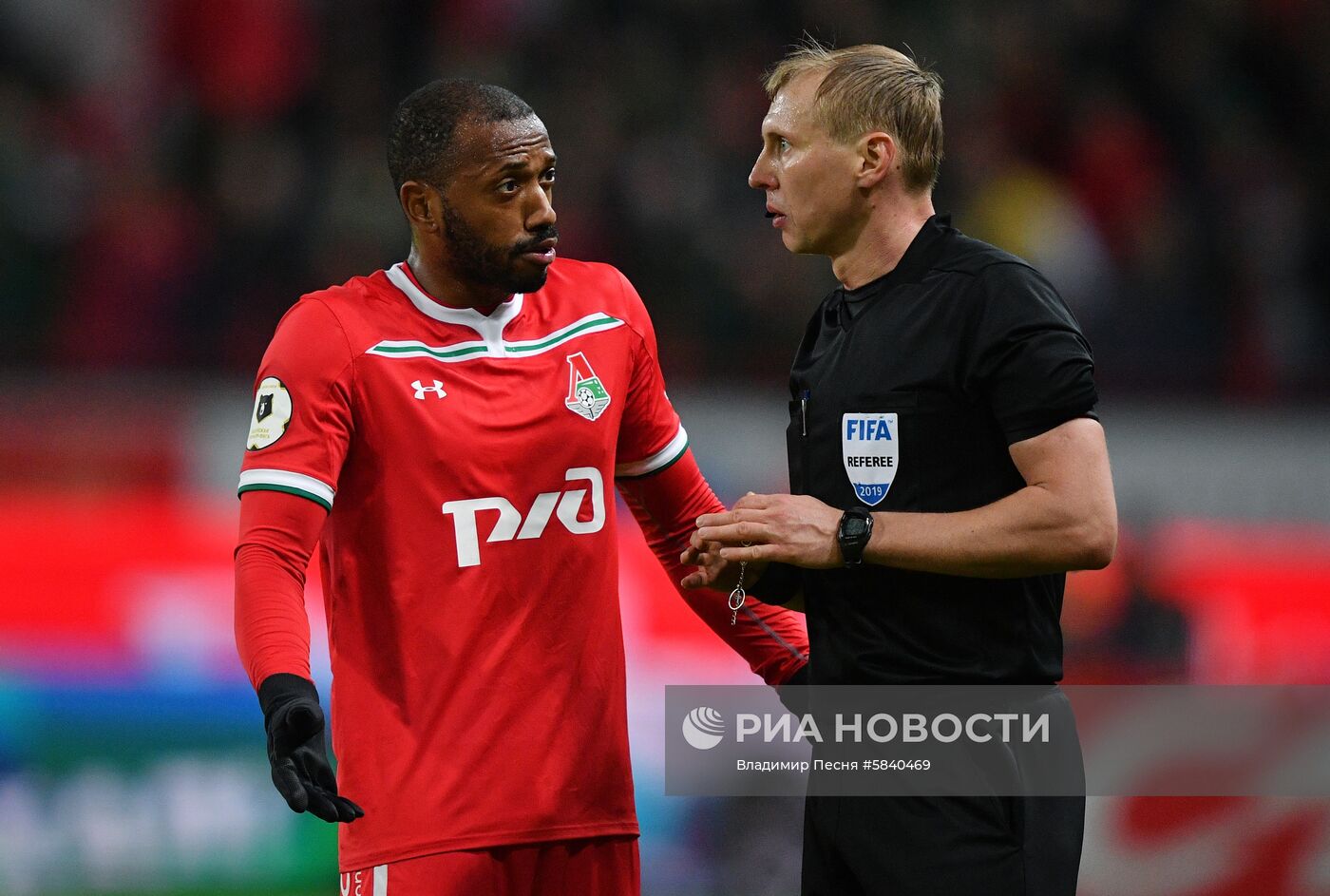 Футбол. РПЛ. Матч "Локомотив" - "Зенит"