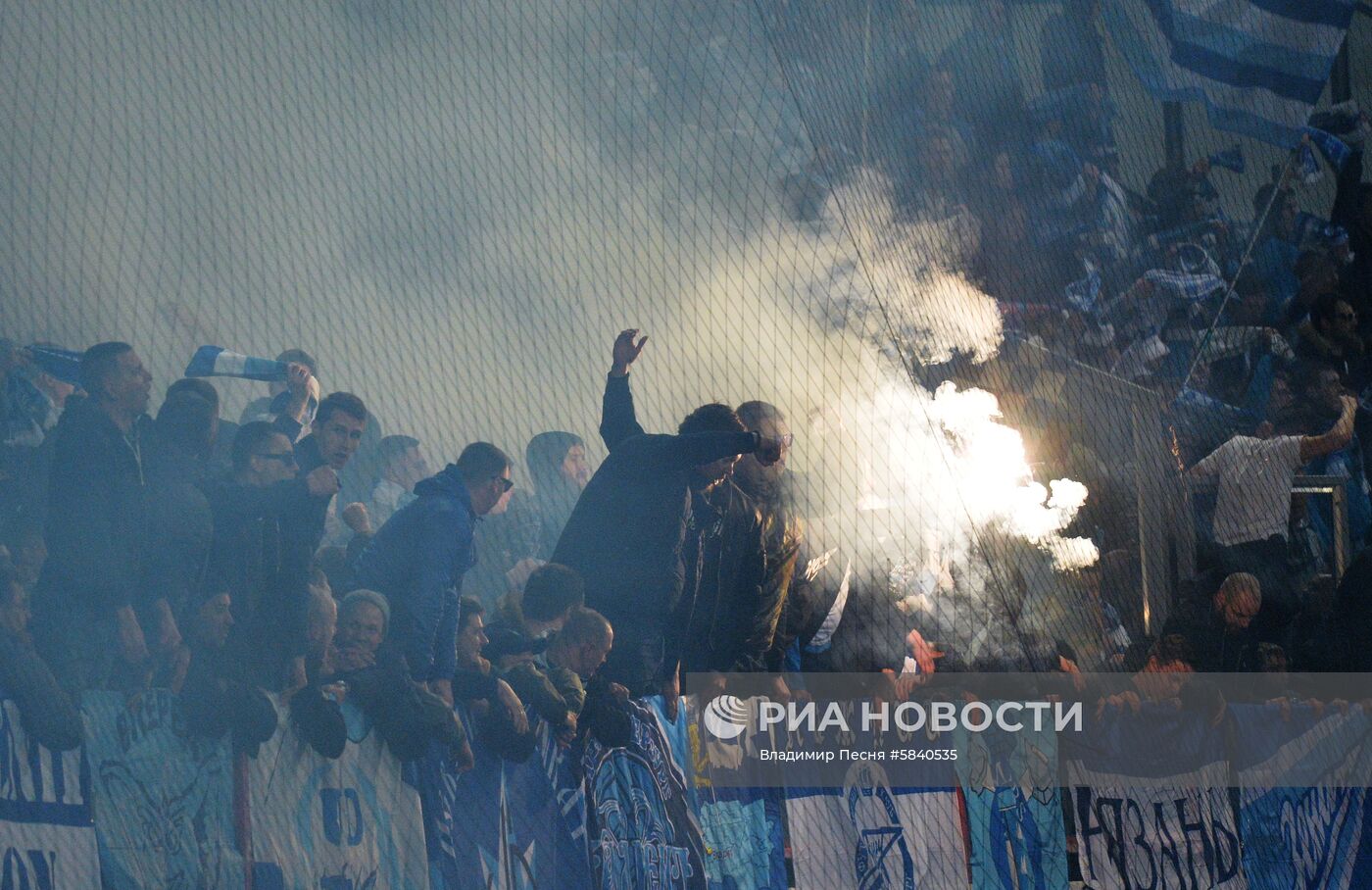 Футбол. РПЛ. Матч "Локомотив" - "Зенит"