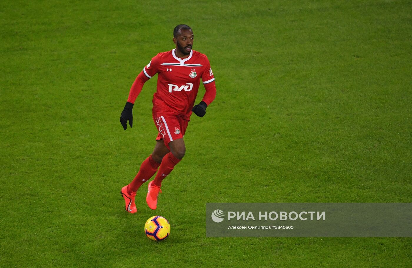 Футбол. РПЛ. Матч "Локомотив" - "Зенит"