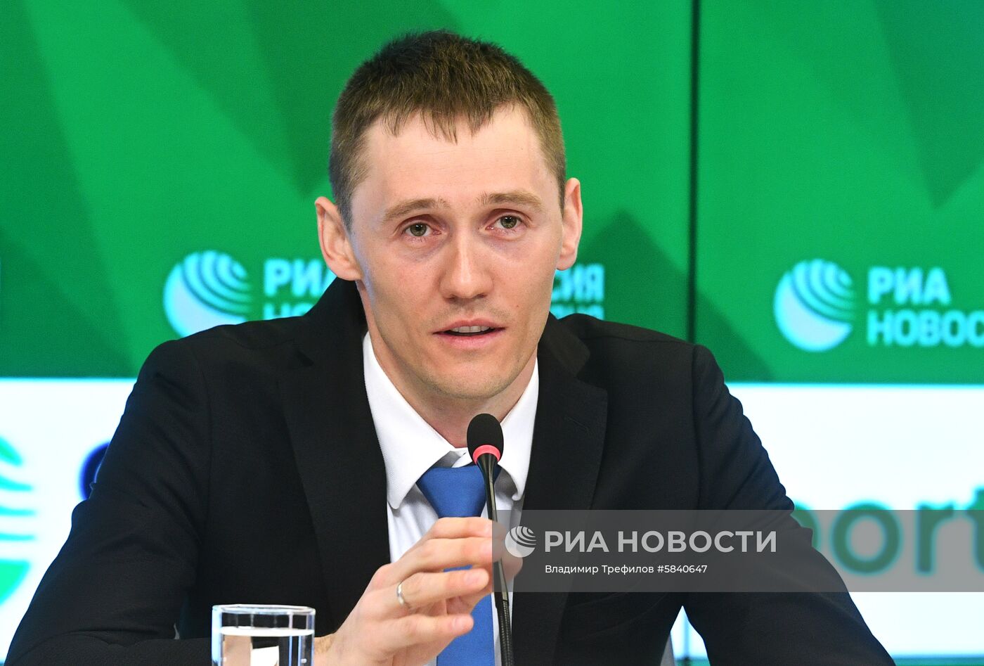 П/к лыжника Н. Крюкова