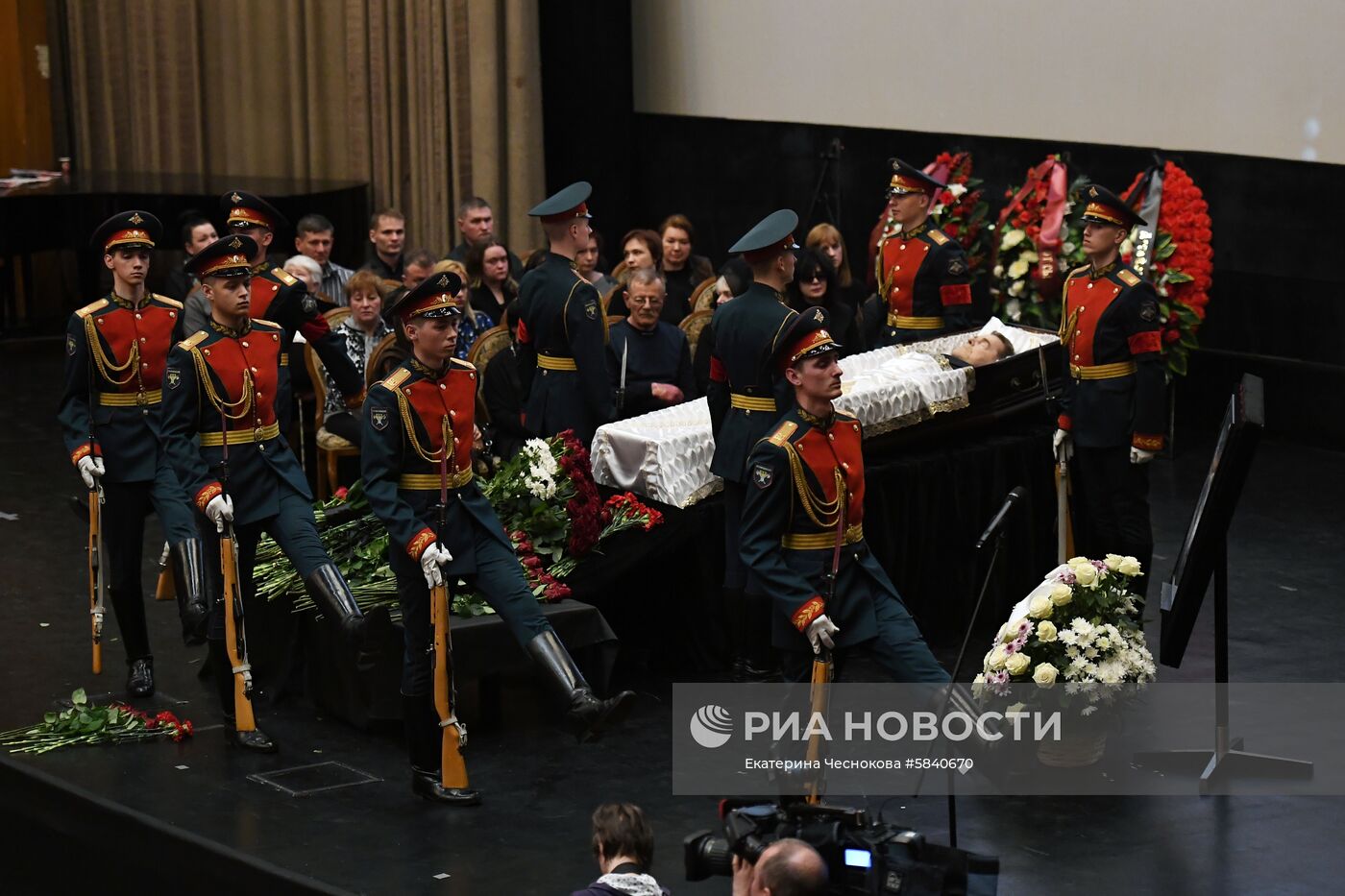 Прощание с актером Алексеем Булдаковым