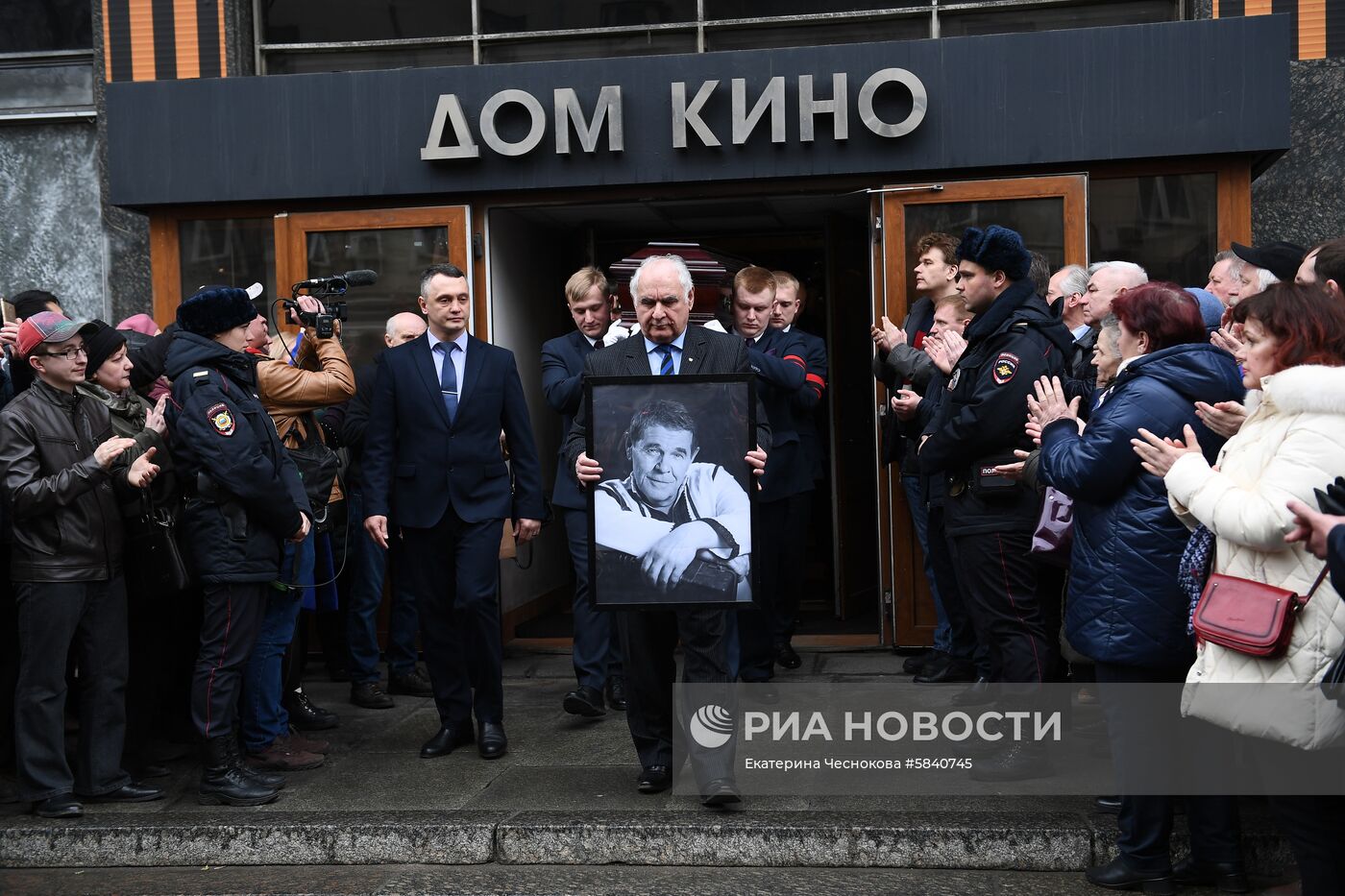 Прощание с актером Алексеем Булдаковым