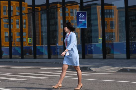 Международный арктический форум "Арктика – территория диалога".  День первый