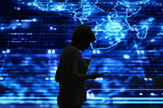 Международный арктический форум "Арктика – территория диалога".  День первый