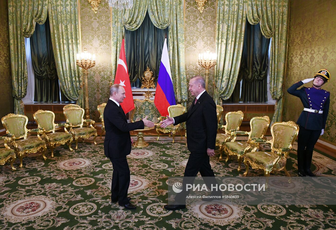 Президент РФ В. Путин встретился с президентом Турции Р. Т. Эрдоганом