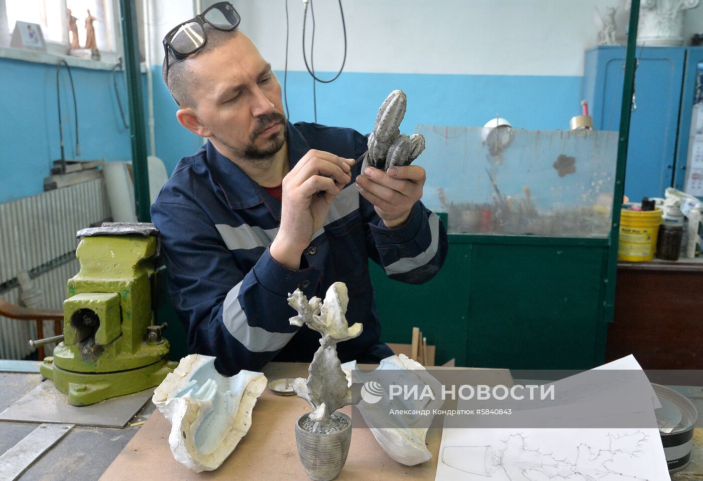 Изготовление кактусов из чугуна на Каслинском заводе 