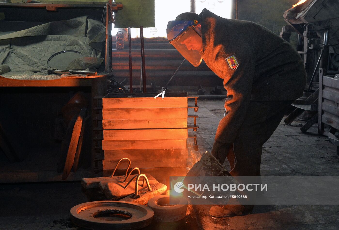 Изготовление кактусов из чугуна на Каслинском заводе 