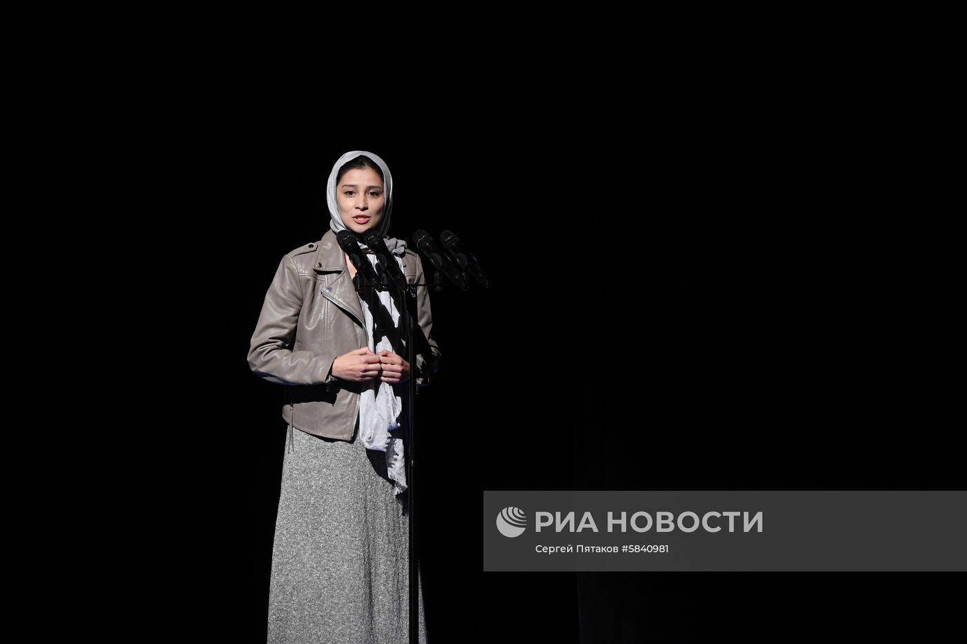 Спектакль "Иранская конференция" в Театре Наций