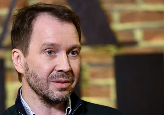 Спектакль "Иранская конференция" в Театре Наций