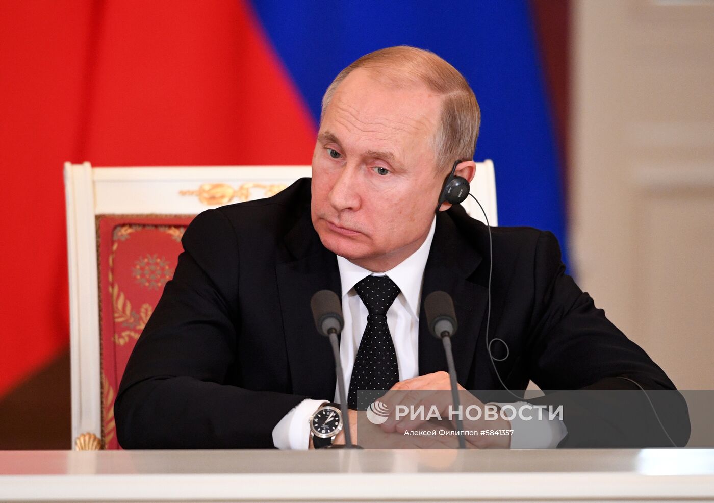 Президент РФ В. Путин встретился с президентом Турции Р. Т. Эрдоганом