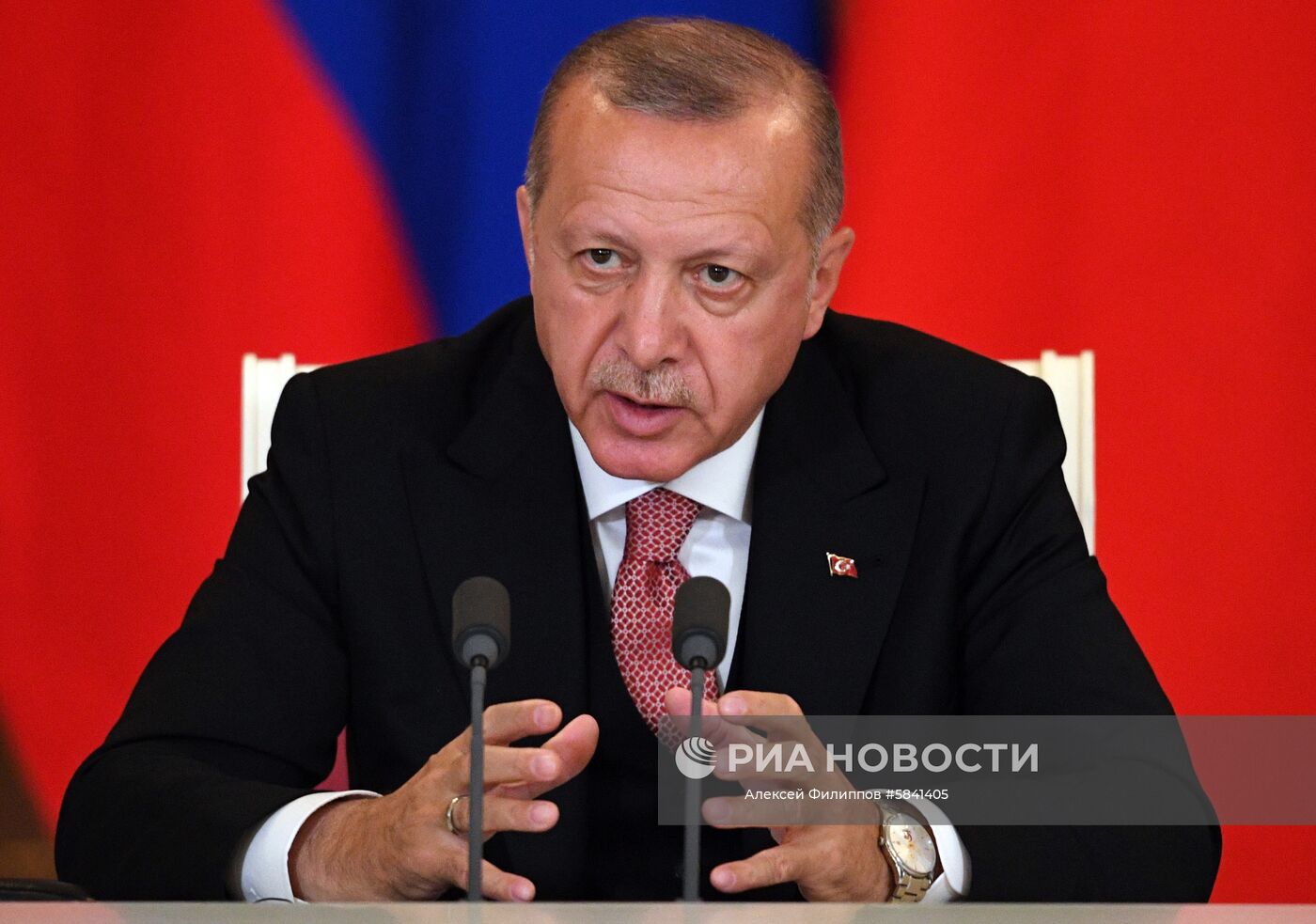 Президент РФ В. Путин встретился с президентом Турции Р. Т. Эрдоганом