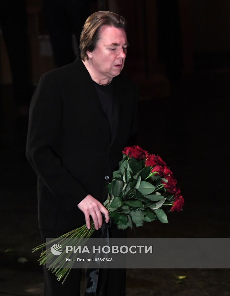 Прощание с режиссером Георгием Данелией