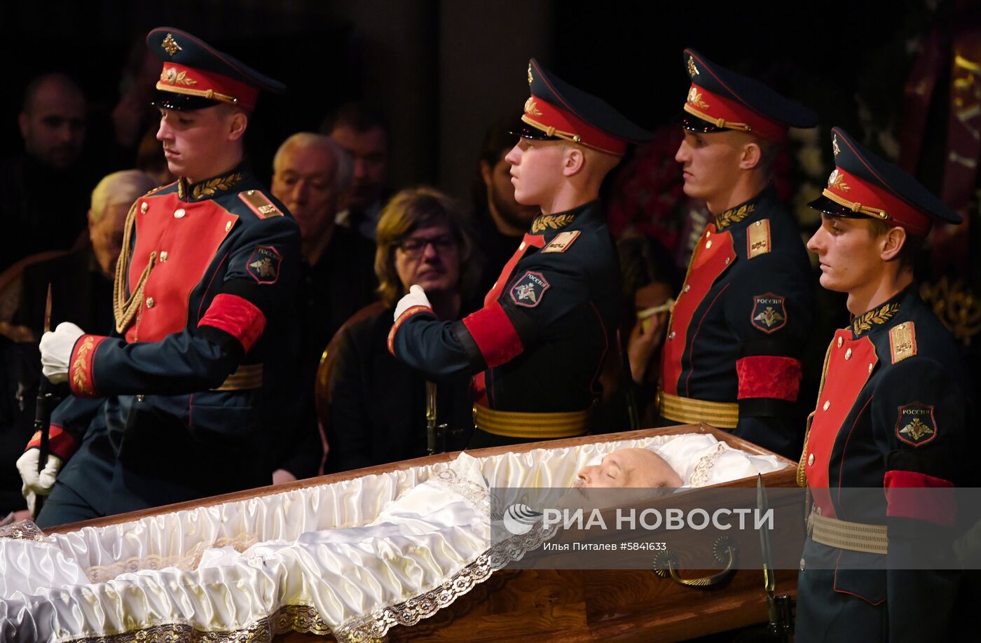 Прощание с режиссером Георгием Данелией