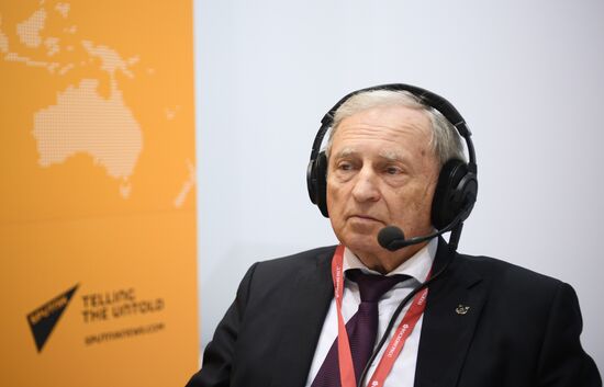 Международный арктический форум «Арктика – территория диалога». День второй