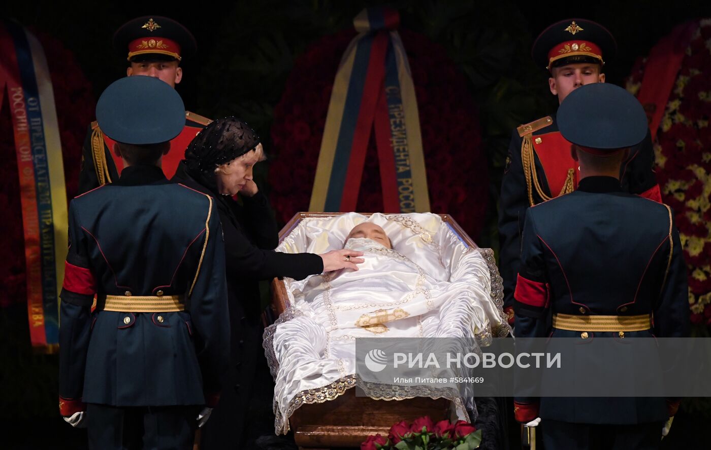 Прощание с режиссером Георгием Данелией