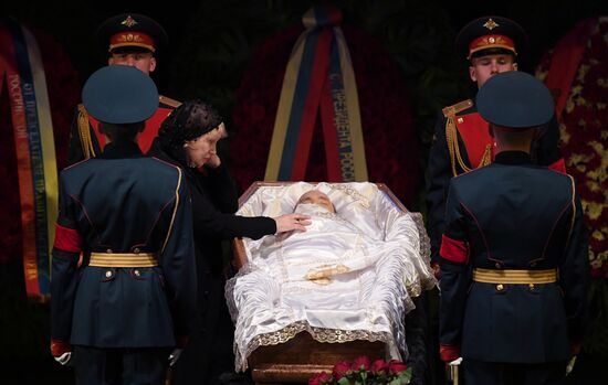 Прощание с режиссером Георгием Данелией