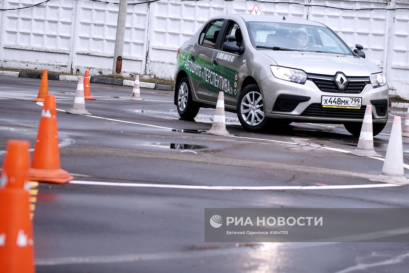 Сдача экзаменов в ГИБДД для получения водительских прав 