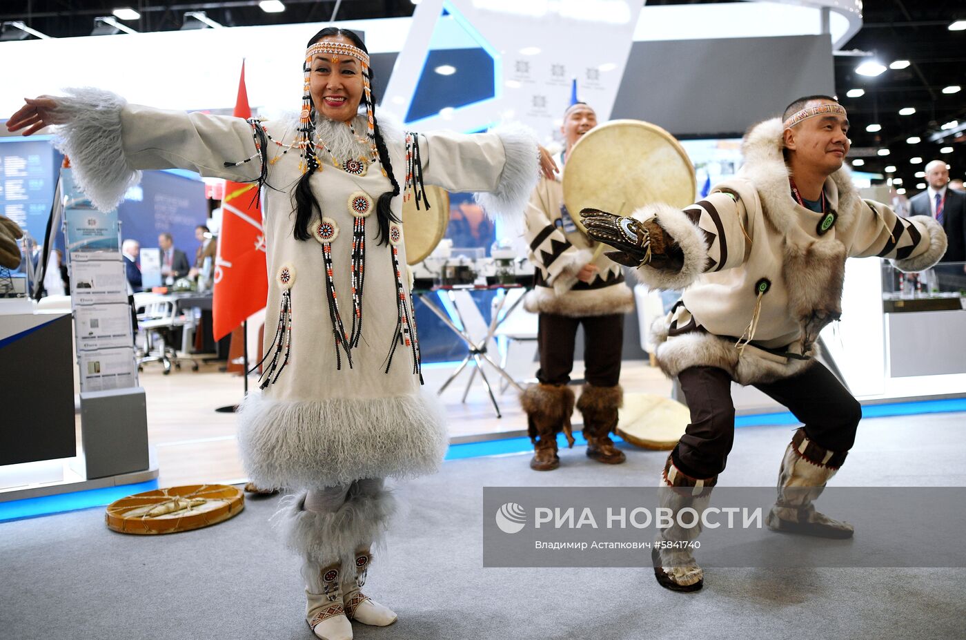 Международный арктический форум «Арктика – территория диалога». День второй