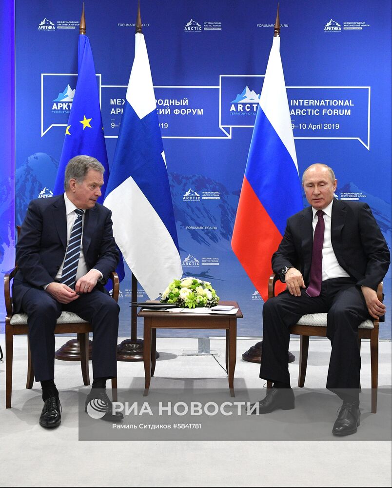 Рабочая поездка президента РФ В. Путина в Санкт-Петербург