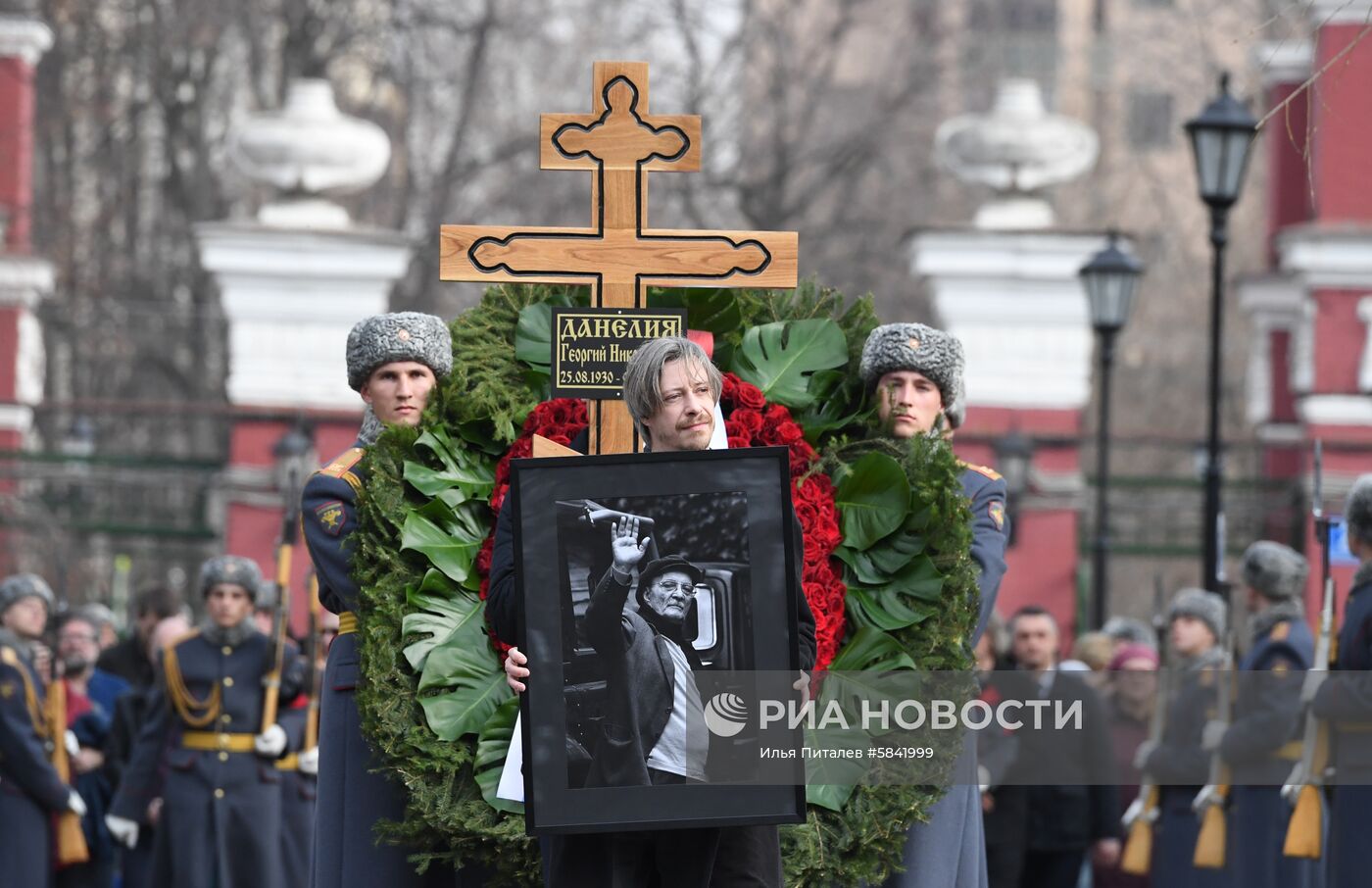 Прощание с режиссером Георгием Данелией