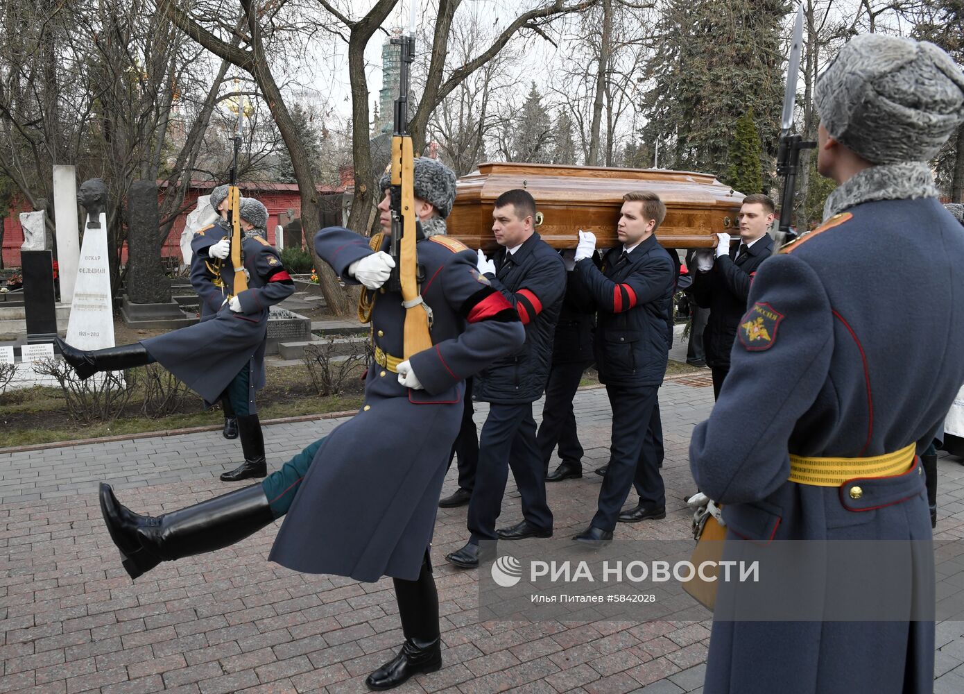 Прощание с режиссером Георгием Данелией