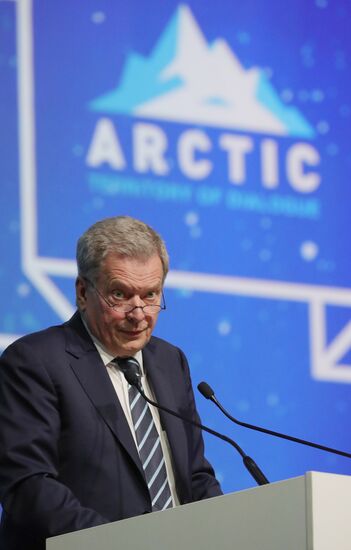 Рабочая поездка президента РФ В. Путина в Санкт-Петербург