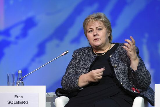 Рабочая поездка президента РФ В. Путина в Санкт-Петербург