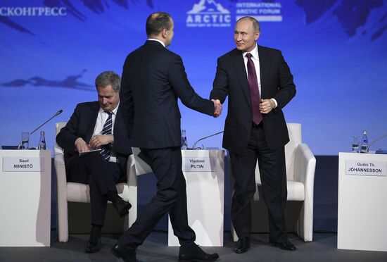 Рабочая поездка президента РФ В. Путина в Санкт-Петербург