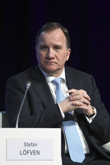 Рабочая поездка президента РФ В. Путина в Санкт-Петербург