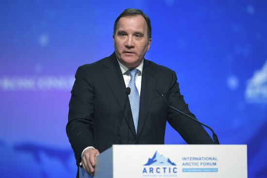 Рабочая поездка президента РФ В. Путина в Санкт-Петербург