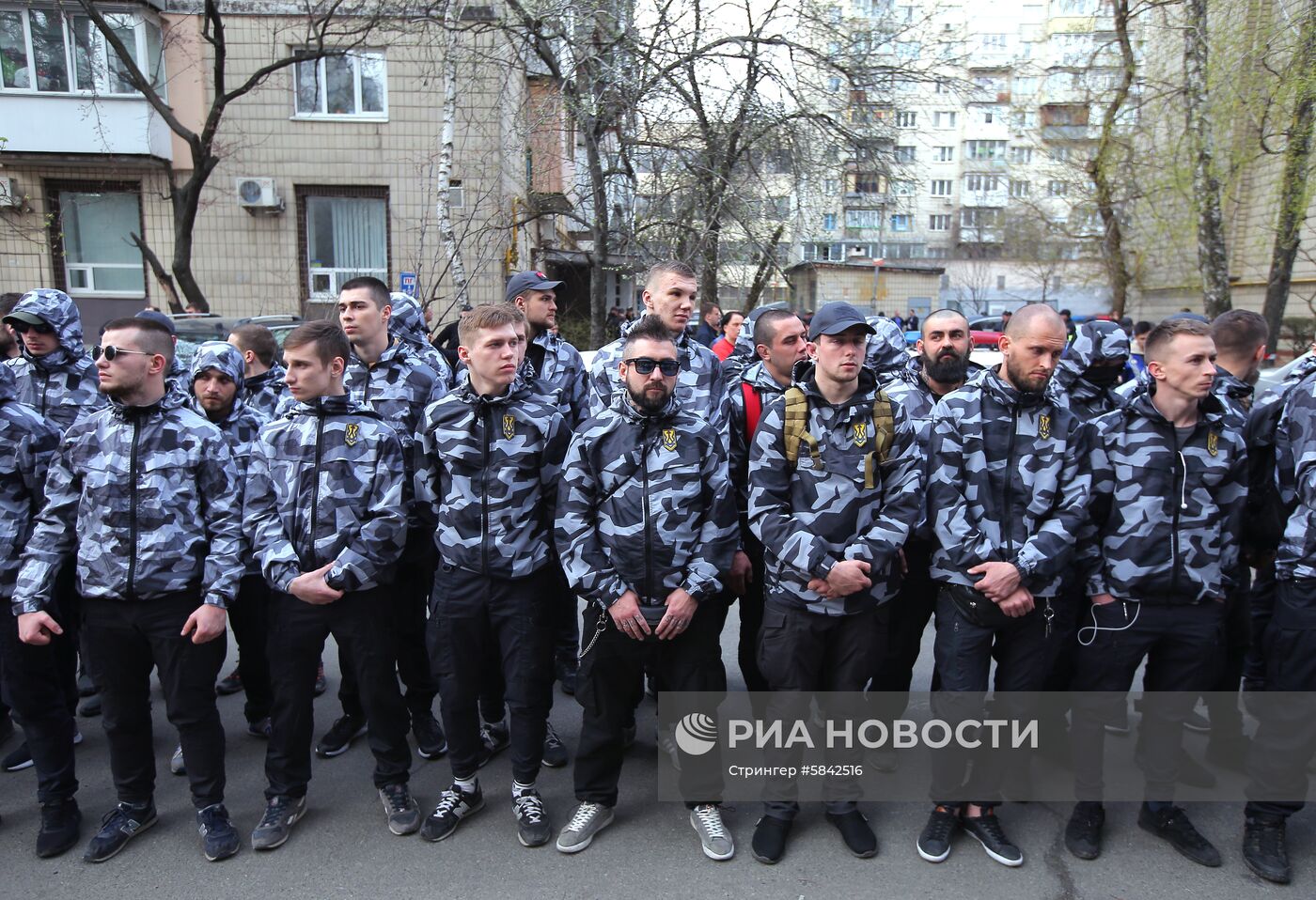 Акция националистов против П. Порошенко в Киеве