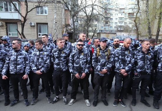 Акция националистов против П. Порошенко в Киеве