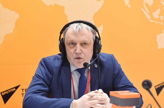 Международный арктический форум "Арктика – территория диалога". День третий