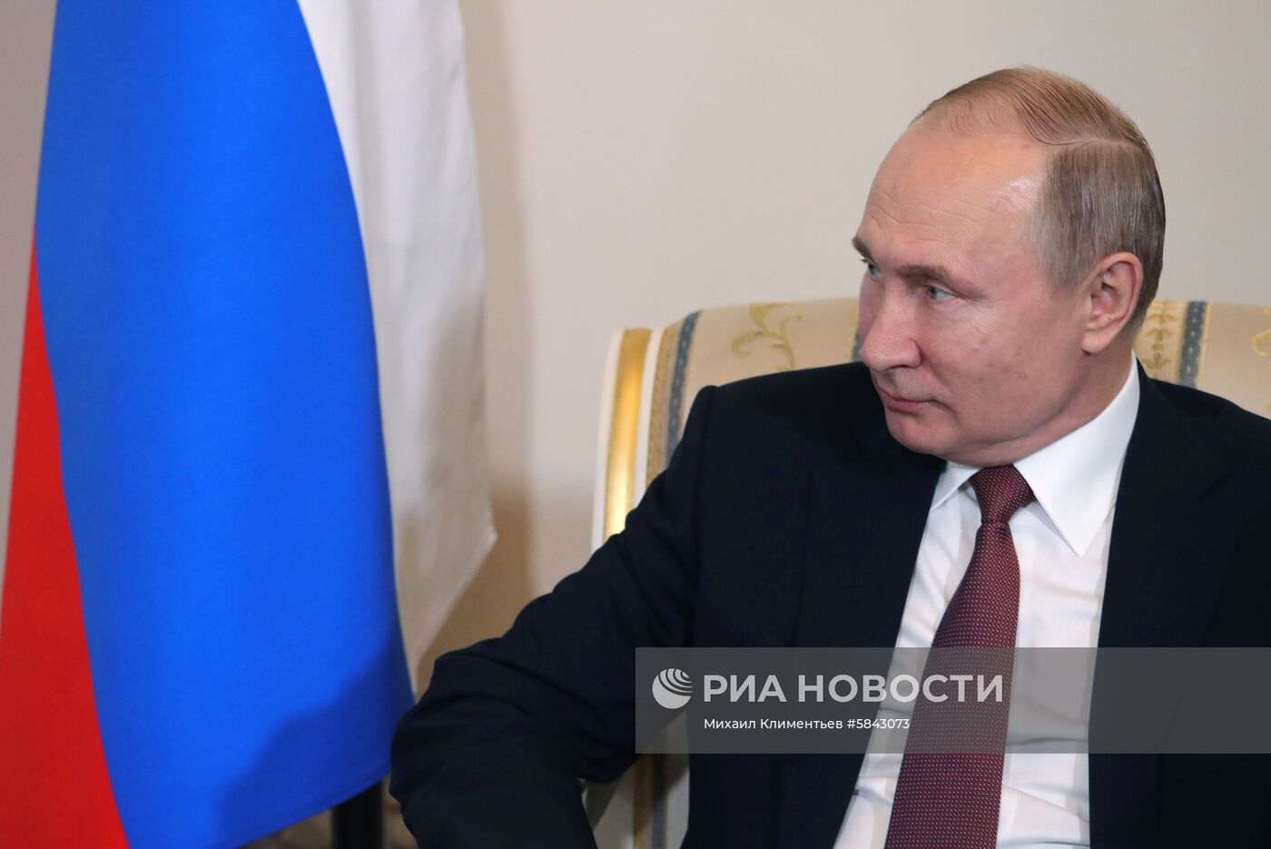 Рабочая поездка президента РФ В. Путина в Санкт-Петербург. День второй