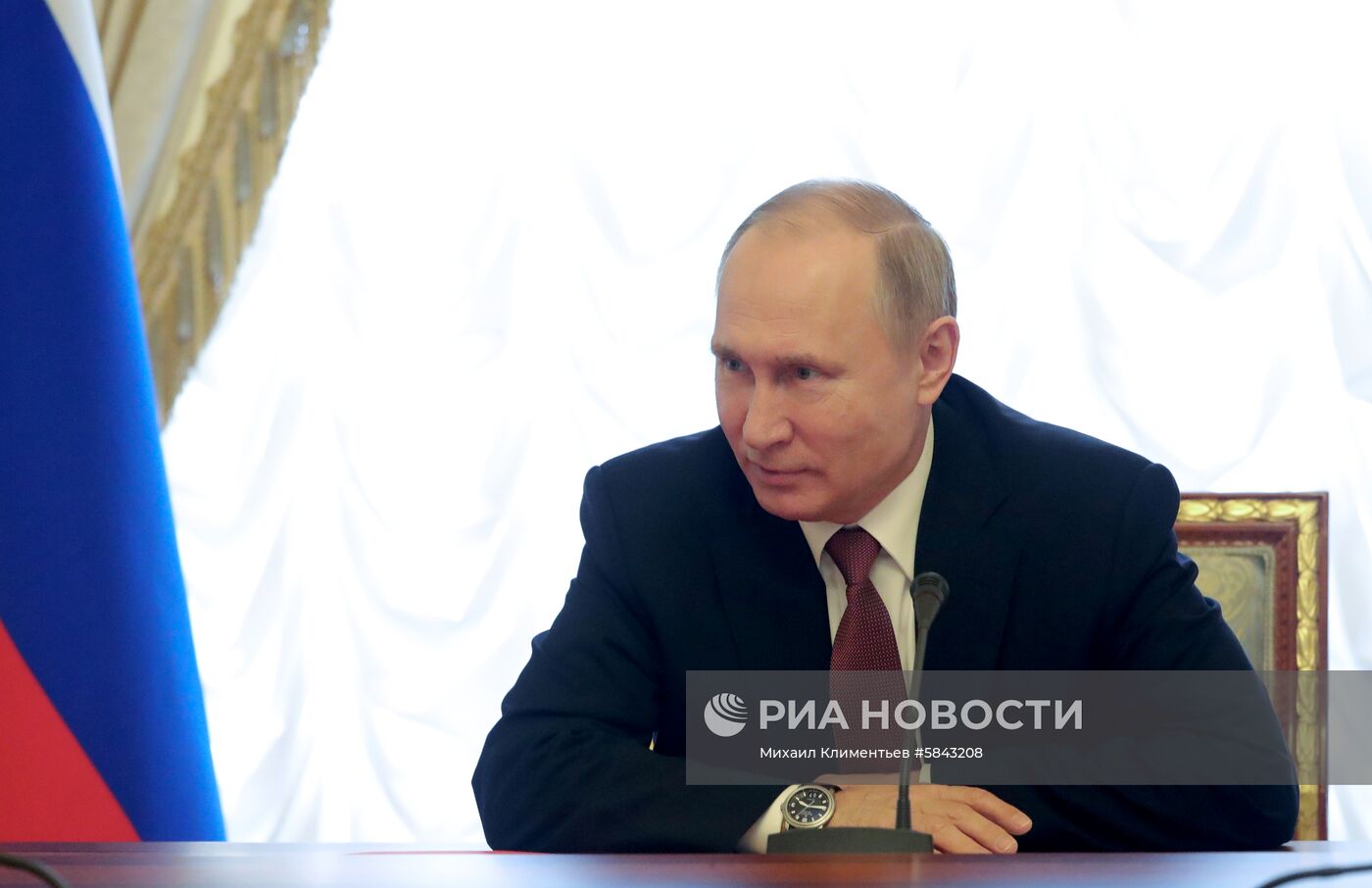 Рабочая поездка президента РФ В. Путина в Санкт-Петербург. День второй