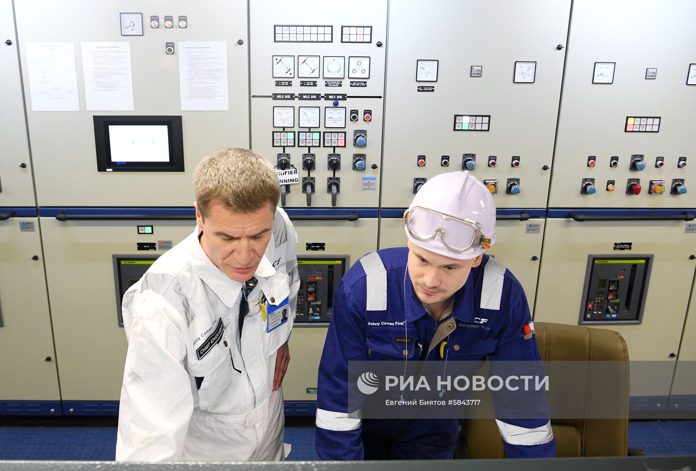 Танкер "Проспект Менделеева"