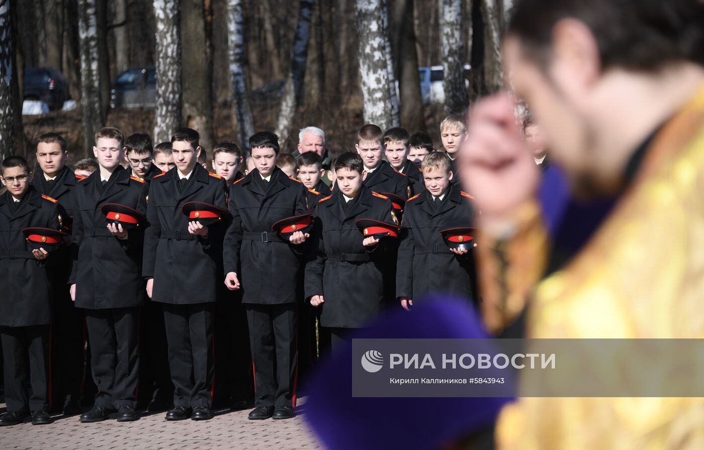 Установка креста на главный храм Росгвардии 