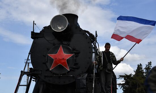Прибытие "Поезда Победы" в Керчь