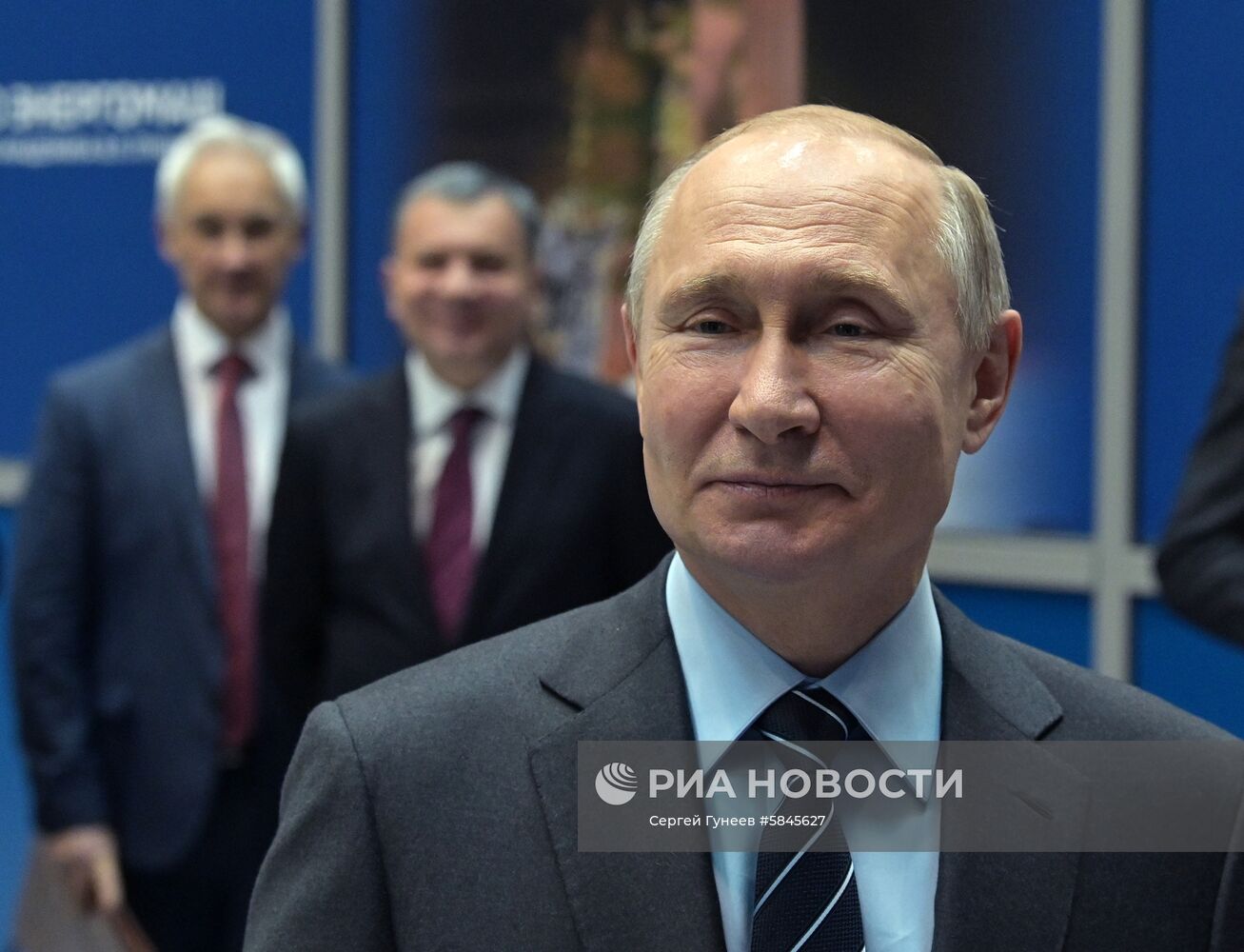 Президент РФ В. Путин посетил НПО "Энергомаш"