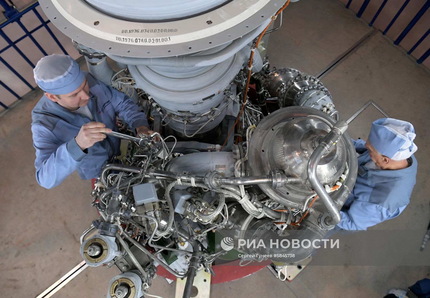 Президент РФ В. Путин посетил НПО "Энергомаш"