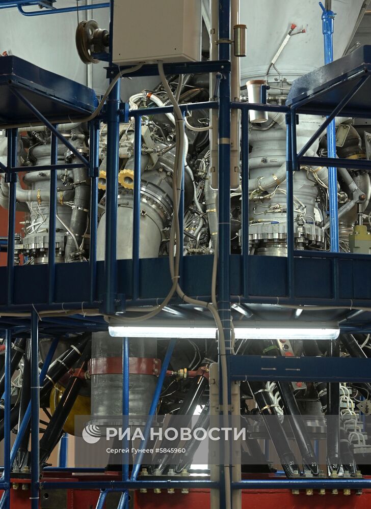 Президент РФ В. Путин посетил НПО "Энергомаш"