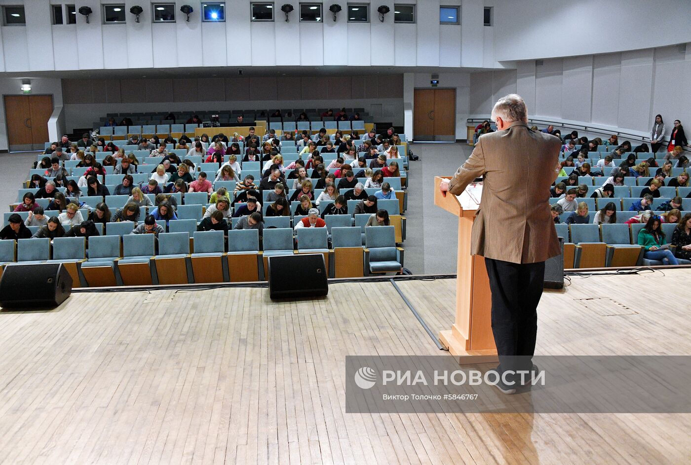 Акция "Тотальный диктант" в зарубежных странах