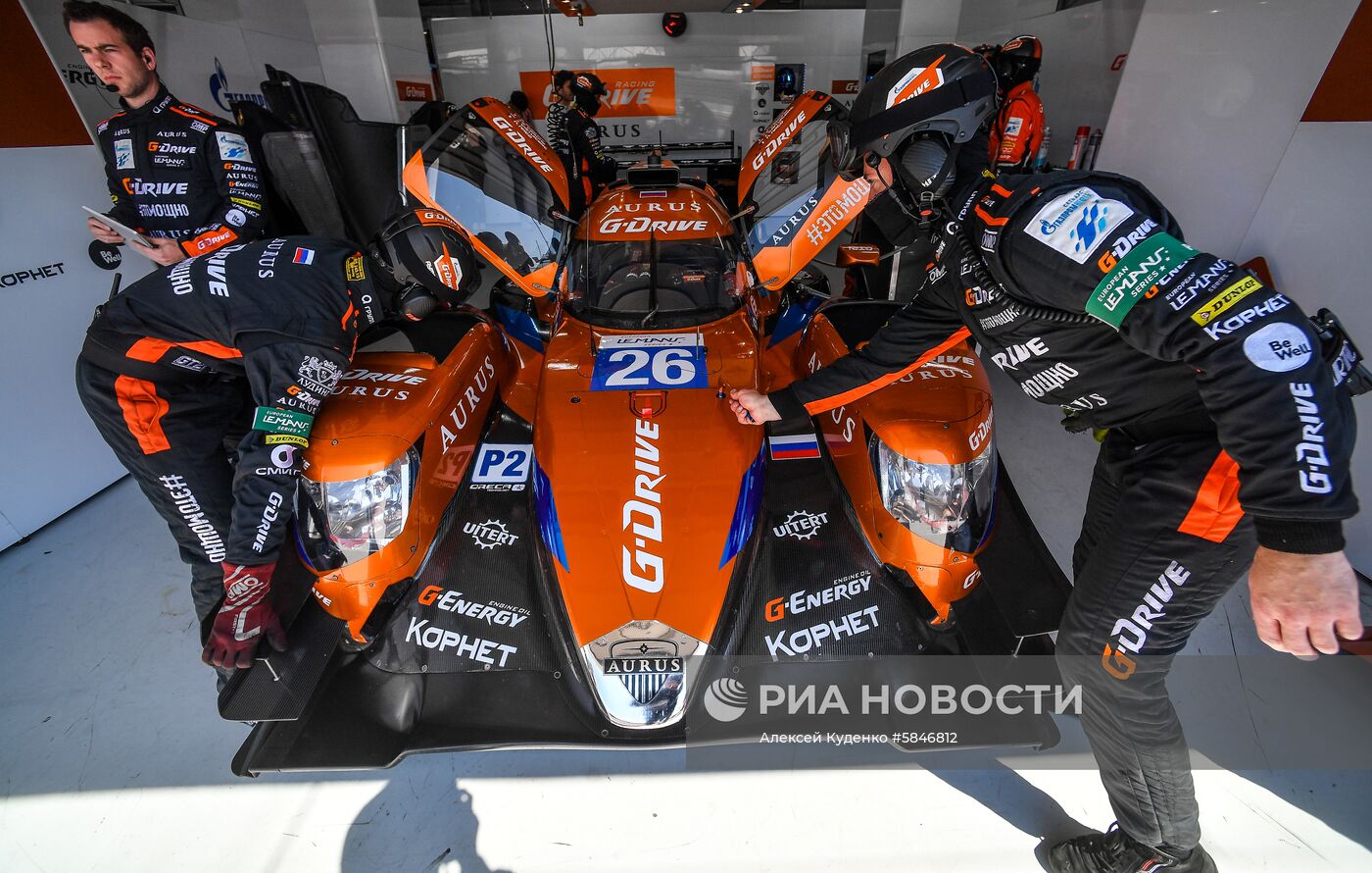 Российская команда G-Drive Racing на прототипе Aurus 01 впервые в истории выиграла квалификацию в гонке "4 часа Ле-Кастелле"