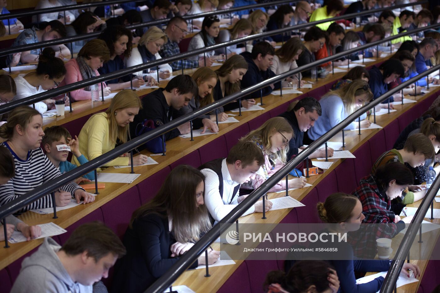 Акция "Тотальный диктант" в зарубежных странах